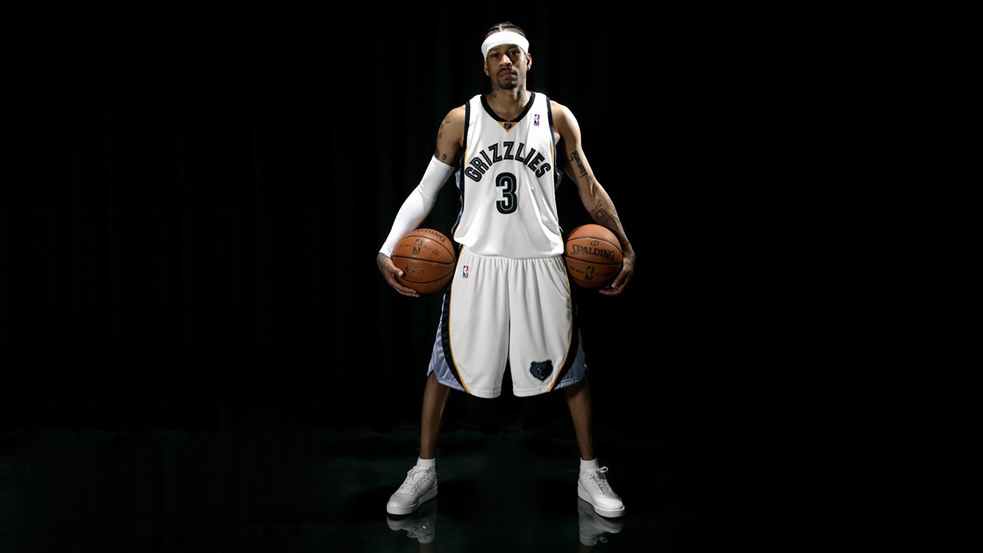 苏亚雷斯三度撕碎郁金香防线,安哥拉黑豹如何让荷兰足球蒙羞