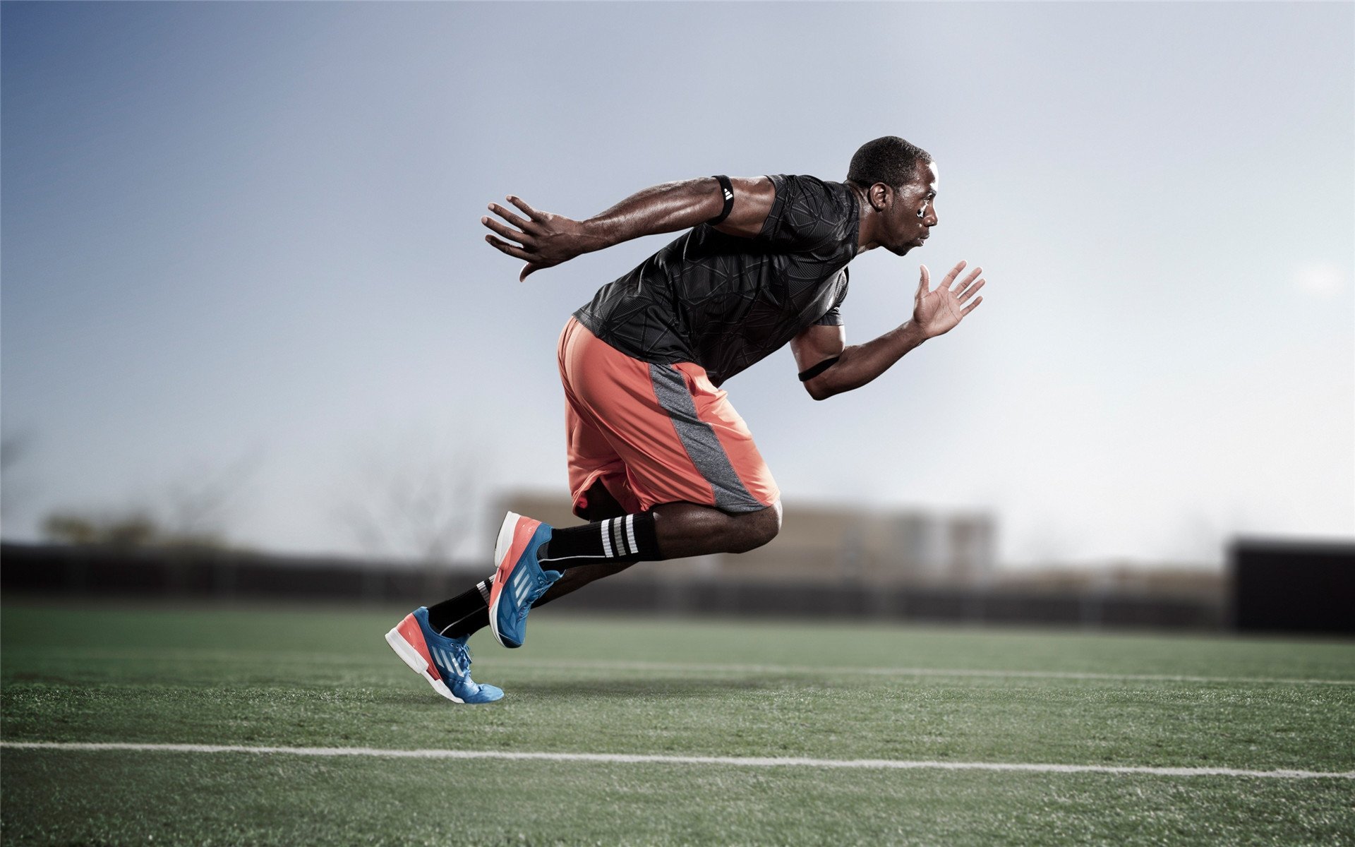 克瓦拉茨赫利亚接管国家德比之夜，葡萄牙的完胜与足球的新大陆