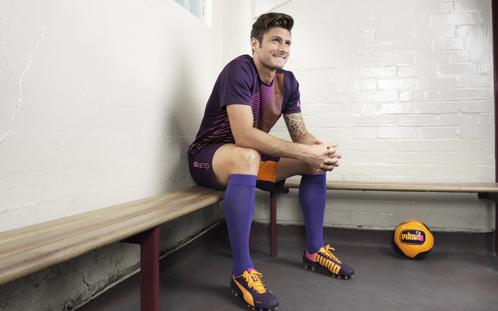 伊朗鏖战英格兰，厄德高成为关键先生，足球如何成为地缘政治的隐秘战场