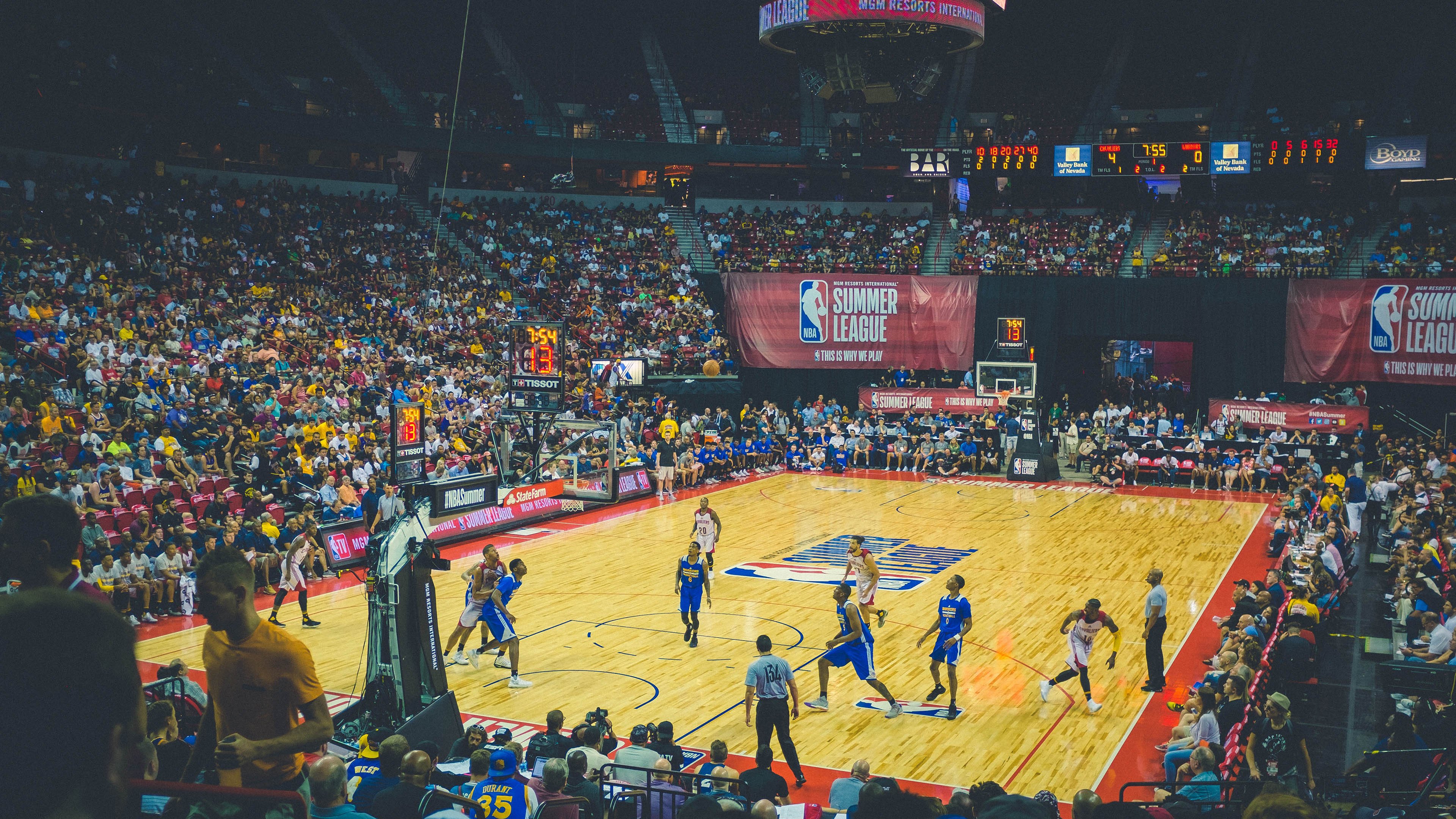 世界排名争夺战之夜,福克斯打出统治级数据